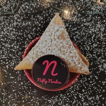 Spiced Apple Samoosas